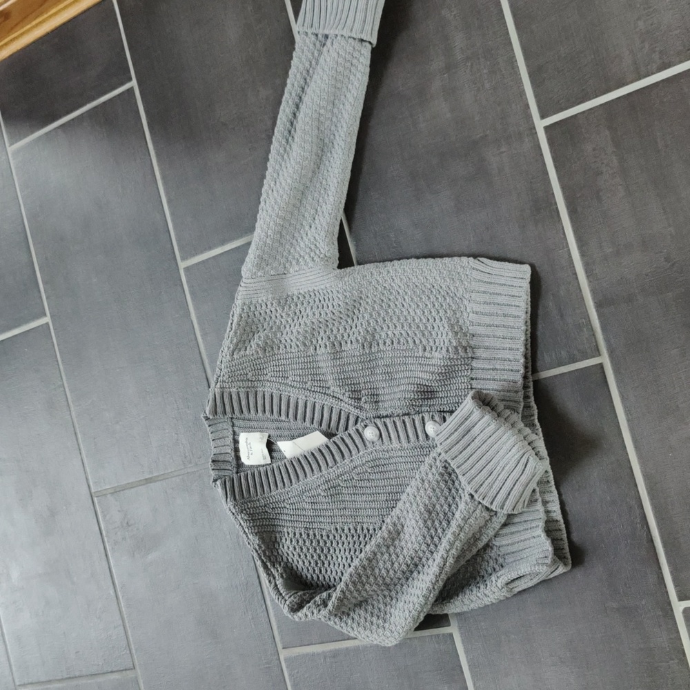 Abercrombie cardigan